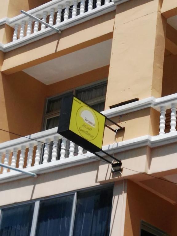 Jomtien Sunset Guesthouse Luaran gambar