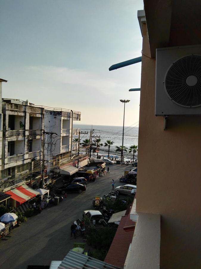Jomtien Sunset Guesthouse Luaran gambar